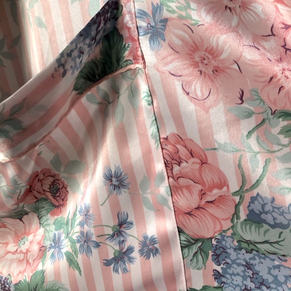 Satin Floral Robe - Picture 3 of 4